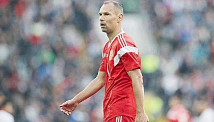  朗斯铁卫乌龙球葬送关键战役  