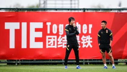  波尔多功勋教练下课引发动荡  