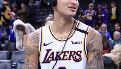  八村塁26分湖人险胜雷霆  