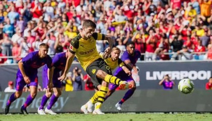  多特蒙德客场惊险逆转，罗伊斯关键进球定乾坤  